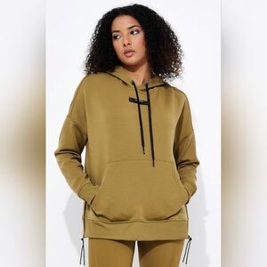 On Cloud Focus Tech Hoodie Women Small Hunter Green